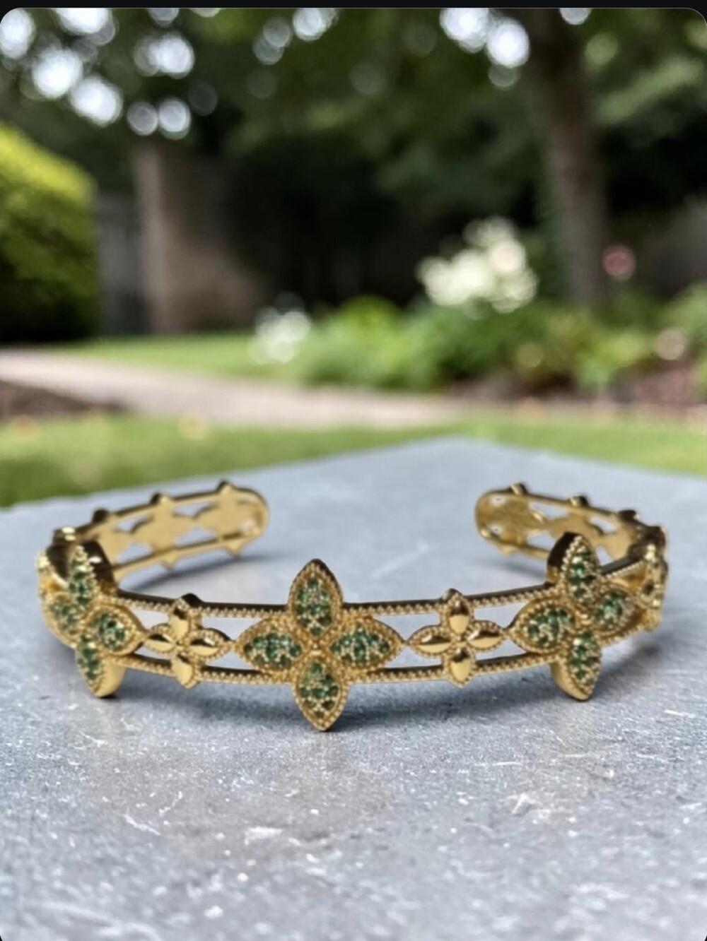 18k Gold Plated Luxury Designer Clover Emerald Crystal Cuff Bangle Bracelet